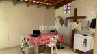 Foto 15 de Casa com 6 Quartos à venda, 210m² em Santa Mônica, Uberlândia