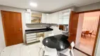 Foto 19 de Apartamento com 3 Quartos à venda, 170m² em Candelária, Natal