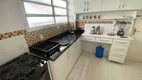 Foto 5 de Apartamento com 4 Quartos à venda, 110m² em Praia das Pitangueiras, Guarujá