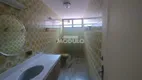 Foto 17 de Casa com 4 Quartos para alugar, 220m² em Osvaldo Rezende, Uberlândia