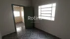 Foto 13 de Casa com 3 Quartos para alugar, 96m² em Osvaldo Rezende, Uberlândia