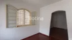 Foto 5 de Casa com 3 Quartos para alugar, 115m² em Brasil, Uberlândia