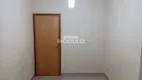 Foto 2 de Apartamento com 2 Quartos à venda, 44m² em Vigilato Pereira, Uberlândia