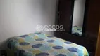 Foto 2 de Casa com 2 Quartos à venda, 70m² em Maria Rezende, Uberlândia