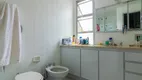 Foto 16 de Apartamento com 3 Quartos para alugar, 145m² em Vila Nova Conceição, São Paulo