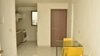 Foto 4 de Apartamento com 2 Quartos para alugar, 45m² em Paissandu, Recife