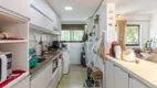 Foto 10 de Apartamento com 3 Quartos à venda, 81m² em Rio Branco, Porto Alegre