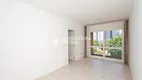 Foto 2 de Apartamento com 3 Quartos à venda, 79m² em Chácara das Pedras, Porto Alegre