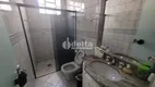 Foto 14 de Casa com 3 Quartos para alugar, 320m² em Osvaldo Rezende, Uberlândia