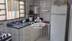 Foto 2 de Casa com 4 Quartos à venda, 190m² em Morumbi, Uberlândia