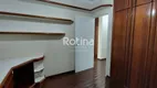 Foto 15 de Apartamento com 3 Quartos para alugar, 160m² em Osvaldo Rezende, Uberlândia