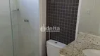 Foto 4 de Apartamento com 3 Quartos para alugar, 77m² em Laranjeiras, Uberlândia