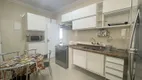 Foto 18 de Apartamento com 3 Quartos para venda ou aluguel, 102m² em Pitangueiras, Guarujá