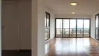 Foto 3 de Apartamento com 3 Quartos à venda, 212m² em Moema, São Paulo