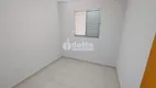 Foto 9 de Apartamento com 2 Quartos à venda, 47m² em Jardim Célia, Uberlândia