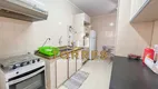 Foto 16 de Apartamento com 2 Quartos à venda, 82m² em Jardim Astúrias, Guarujá