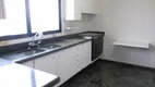 Foto 17 de Apartamento com 3 Quartos à venda, 250m² em Higienópolis, São Paulo