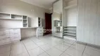 Foto 6 de Casa de Condomínio com 3 Quartos à venda, 275m² em Loteamento Portal do Sol II, Goiânia
