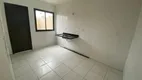 Foto 5 de Apartamento com 4 Quartos à venda, 110m² em Nova Abrantes Abrantes, Camaçari