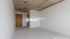 Foto 4 de Sala Comercial para alugar, 35m² em Passo da Areia, Porto Alegre