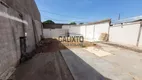 Foto 3 de Casa com 2 Quartos à venda, 80m² em Jardim das Palmeiras, Uberlândia