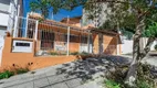 Foto 2 de Casa com 4 Quartos para alugar, 176m² em Passo da Areia, Porto Alegre
