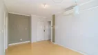 Foto 2 de Apartamento com 2 Quartos para alugar, 67m² em Cidade Baixa, Porto Alegre