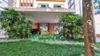 Foto 3 de Apartamento com 3 Quartos à venda, 290m² em Higienópolis, São Paulo