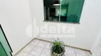 Foto 3 de Casa com 3 Quartos à venda, 178m² em Jardim Inconfidência, Uberlândia