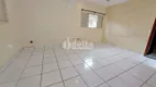 Foto 10 de Casa com 3 Quartos à venda, 160m² em Cidade Jardim, Uberlândia