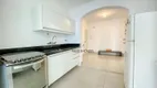 Foto 18 de Apartamento com 2 Quartos à venda, 130m² em Pitangueiras, Guarujá
