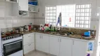 Foto 5 de Casa com 4 Quartos à venda, 250m² em Santa Mônica, Uberlândia