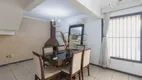 Foto 3 de Casa com 3 Quartos para alugar, 196m² em Vila Assunção, Porto Alegre
