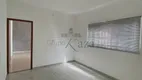 Foto 2 de Casa com 3 Quartos à venda, 123m² em Vila Tesouro, São José dos Campos