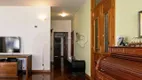 Foto 3 de Apartamento com 4 Quartos à venda, 246m² em Higienópolis, São Paulo
