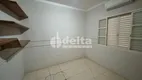 Foto 9 de Casa com 3 Quartos à venda, 230m² em Cidade Jardim, Uberlândia