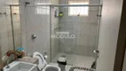 Foto 11 de Casa com 3 Quartos à venda, 190m² em Chácaras Tubalina E Quartel, Uberlândia