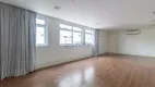 Foto 2 de Apartamento com 2 Quartos à venda, 180m² em Cerqueira César, São Paulo