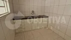 Foto 20 de Casa com 3 Quartos para alugar, 260m² em Fundinho, Uberlândia