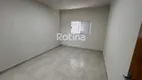 Foto 8 de Apartamento com 3 Quartos para alugar, 80m² em Martins, Uberlândia