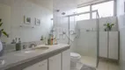 Foto 16 de Apartamento com 4 Quartos à venda, 258m² em Higienópolis, São Paulo