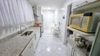 Foto 24 de Apartamento com 4 Quartos à venda, 140m² em Pitangueiras, Guarujá