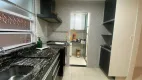 Foto 4 de Apartamento com 2 Quartos à venda, 66m² em Marapé, Santos