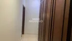 Foto 7 de Casa com 5 Quartos à venda, 200m² em Marta Helena, Uberlândia