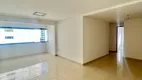 Foto 2 de Apartamento com 4 Quartos à venda, 112m² em Poço, Recife