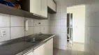Foto 5 de Apartamento com 3 Quartos para alugar, 70m² em Buraquinho, Lauro de Freitas