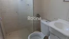 Foto 6 de Apartamento com 2 Quartos para alugar, 50m² em Mansorur, Uberlândia