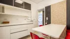 Foto 32 de Apartamento com 3 Quartos para alugar, 220m² em Higienópolis, São Paulo