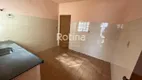 Foto 4 de com 3 Quartos para alugar, 110m² em Tibery, Uberlândia
