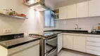 Foto 15 de Apartamento com 3 Quartos à venda, 137m² em Jardim Europa, São Paulo